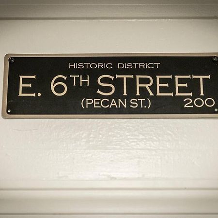 Downtown Austin Suite Retreat Екстериор снимка